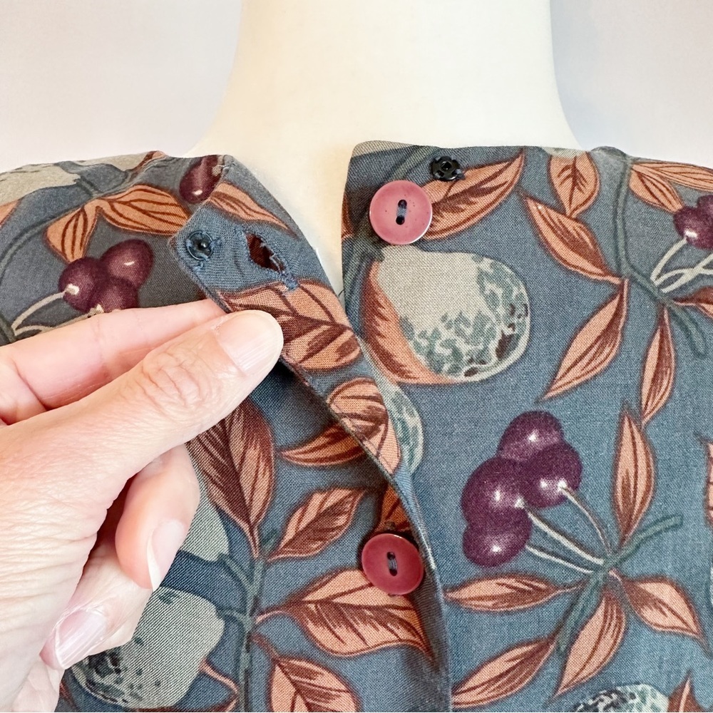 SOLD! Vintage 80's Karin Stevens Green Fruit Pleated A-Line Midi Dress 8 Petite - Picture 12 of 16